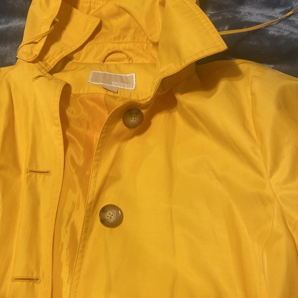 Michael Kors, light weight, yellow, hooded coat, size XL - Picture 1 of 7